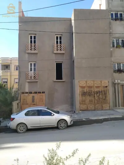 UV 5 Ali mendjeli