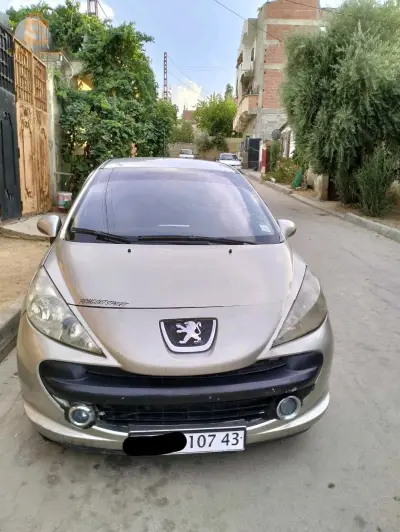 مئة1