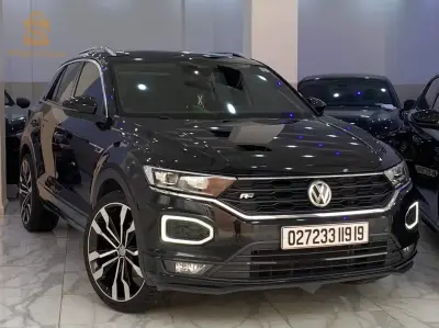 VW T-ROC 150Ch ess