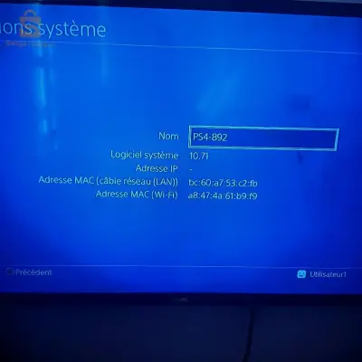 PS 4 slim