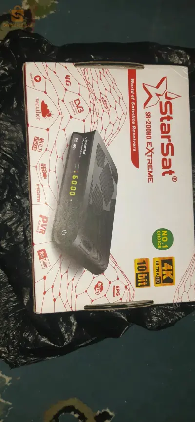 Demo starsat 200 extrême 4k.  activation  le 10/10/2023
expiré janvier 2025.