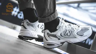 New Balance 530 ❤️‍🔥nouvelle collection 🌔
Pointure 38.39.40.41.43.44
Livraison 58 wilaya📬🚖
Numéro téléphone 📲0554261527