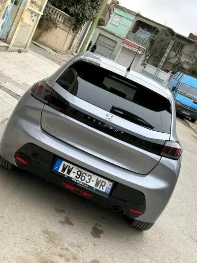 للبيع