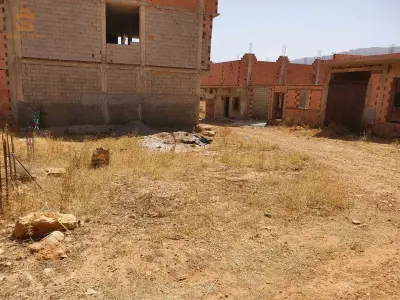 قطعة أرض بالحيازة في الوادي الأخضر