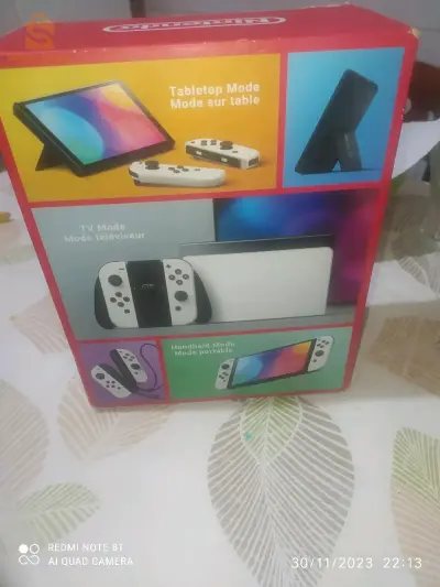 Nintendo Switch Oled flachie neuf