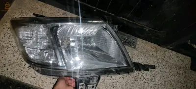 phare de Toyota Hilux