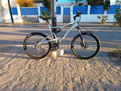 vélo (Bitwin Rockrider 6 3)
🇨🇵🇨🇵✅️