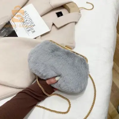 sac en fausse fourrure pour femmes