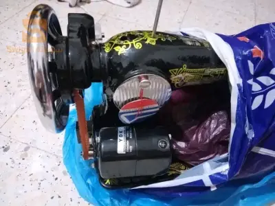 الة خياطة ملابس