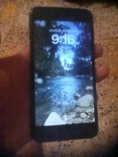 iPhone