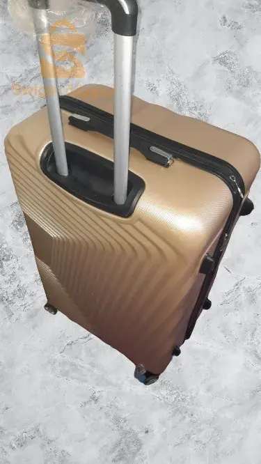 حقيبة كبيرة
