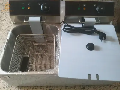 cuisinières professionnelle 6feu grillades sur plaque et friteuse 2 bac