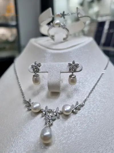 magnifique Parure 4 pièces en argent rhodié