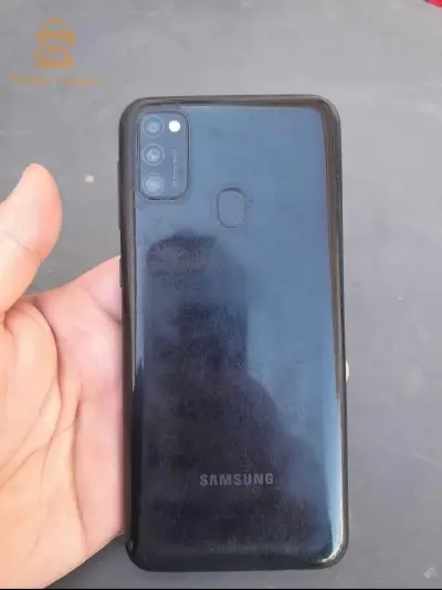 galaxy m21 fissure chwiya