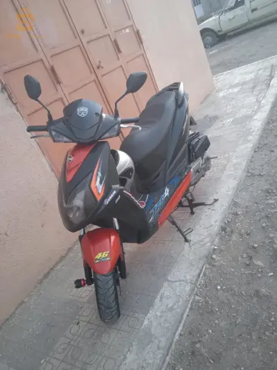 العين البيضاء