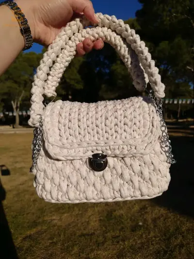 sac à main trop class