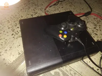 xbox360 للبيع او نبدل سطيف فقطxbox one