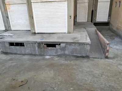 local commercial 160m2