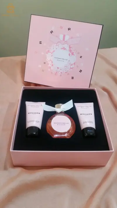 💖💖💖. coffret parfum mademoiselle Rochas original Français