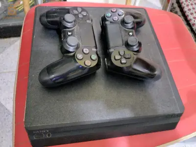 PS4 SLIM