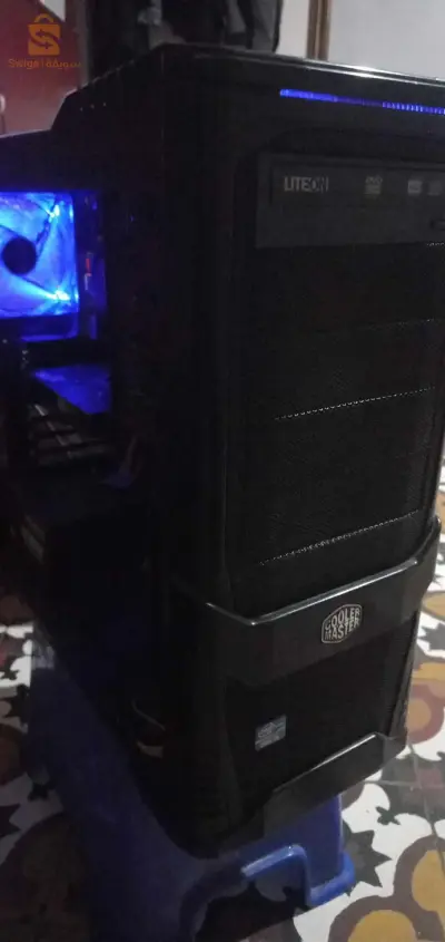 Pc fih 
Ram 16 
Carte graphique 1650 gtx
I5_3eme generation 
Ssd128gb wt9dr tzidlo
Stalation 460w