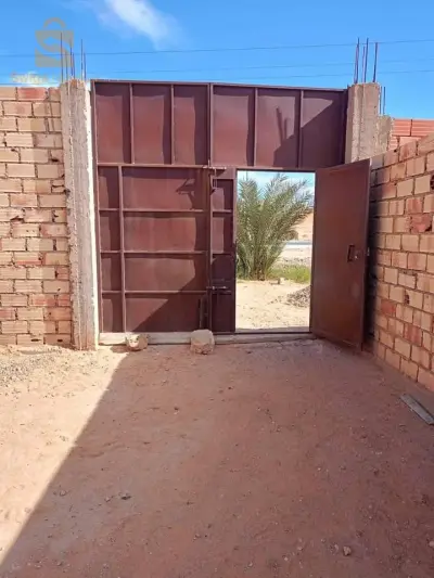المنيعة حاسي القارة الشرقية.طريق اللور