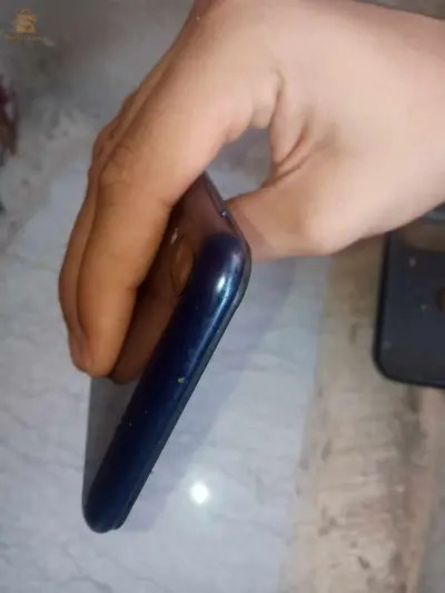 Samsung Galaxy m20 للبيع