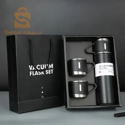 Thermos, pratique et élégant pour que chaque moments deviennent un plaisir intense. 
Conception sûre et pratique  La poignée ergonomique est juste la bonne taille pour s'adapter à vos doigts et tenir d'une seule main. Il y a un antidérapant sur le fond, donc si la tasse tombe, elle ne se renversera pas immédiatement. Il protège les documents et tableaux importants. La durabilité est bonne et elle est très utile dans diverses scènes  et la structure intégrée est facile à nettoyer. Non seulement pour un usage quotidien à la maison et au bureau, mais aussi pour les activités de plein air telles que le camping. Il est également recommandé comme cadeau pour les personnes qui vous sont redevables ou celles de vos proches.

Principales caractéristiques

Nom: tasse à café de deuxième génération Capacité: 500 ml PRATIQUEIsolation: 12 heures ≥ 45 ℃

Caractéristiques

SKU: SA050HA0UMMTWNAFAMZ

Poids (kg): 0.4

Couleur: noir