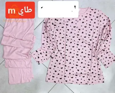 ملابس نسائية