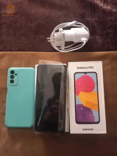 samsung m13