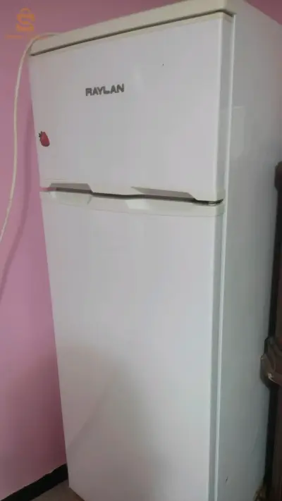 ثلاجة رايلان عطاو 33 حالة جيدة