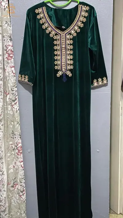 جبة قطيفة بسعر لوووز