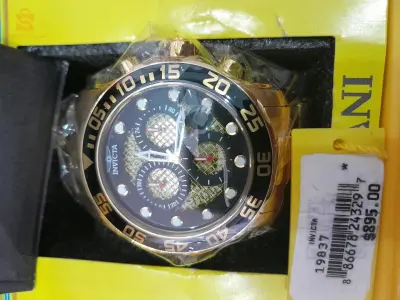 montre invecta marque toute neuve