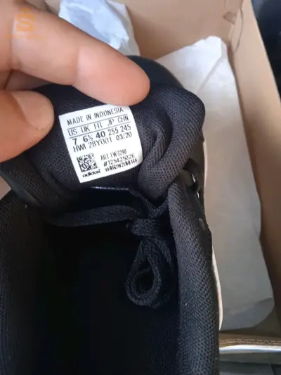 Adidas Originals pointure 40