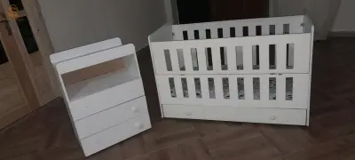 سرير اطفال حالة جيدة
0781582130