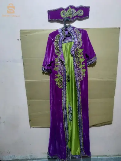 كراكو. قسنطينة. قبايلية. خليجية بلوزة. منصورية