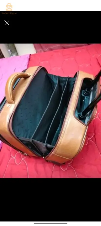 valise pilote de luxe en cuir comme neuf .