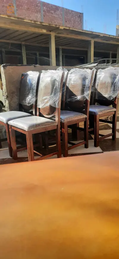 chaises