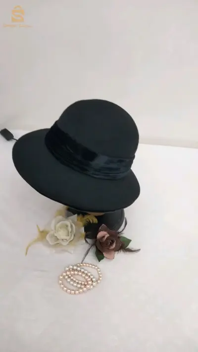 Chapeau