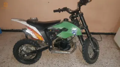 الجزائر