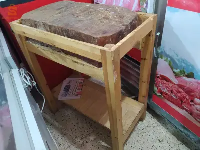 بيع عتاد جزار كاملا ..اجهزة جديدة وشغالة 100٪ ..معهم ا4 حزم من اكياس يلاستيك كل الاحجام + 2 كرتون من علب البوليستار لحفظ اللحم ..الكل متواجد بولاية جانت