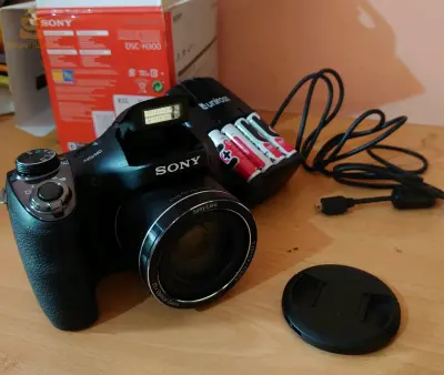 SONY H300 OPTICAL ZOOM ×35