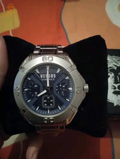 montre Versace original
600€