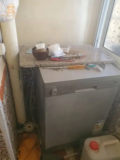 حي الياسمين عند مقهى باريس