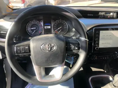 toyota hilux glx