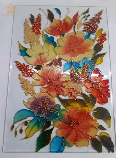 زجاج مزخرف