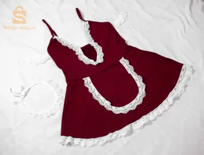 ensemble Femme de chambre en rouge