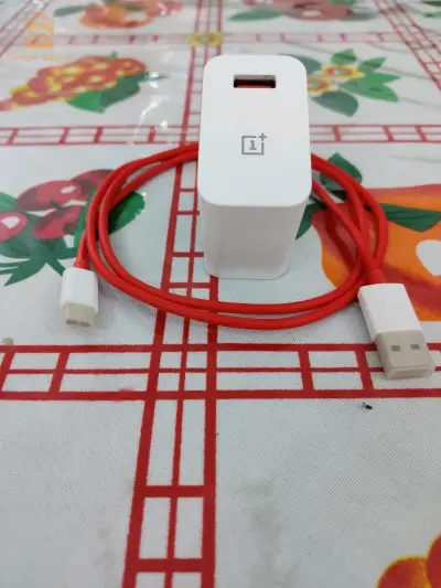 chargeur OnePlus 30w