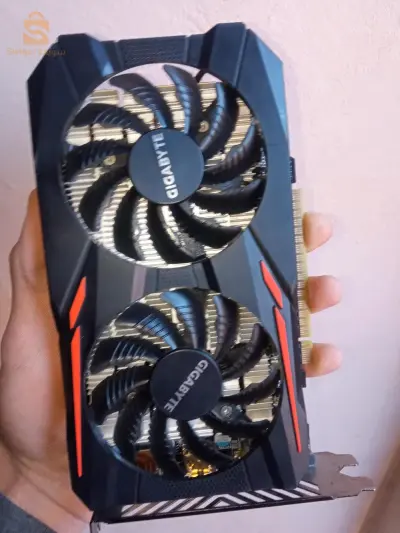 GTX1050 GiGABYTE