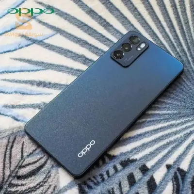 Oppo reno 6 
4310mAh
Taille d'écran 6,43po